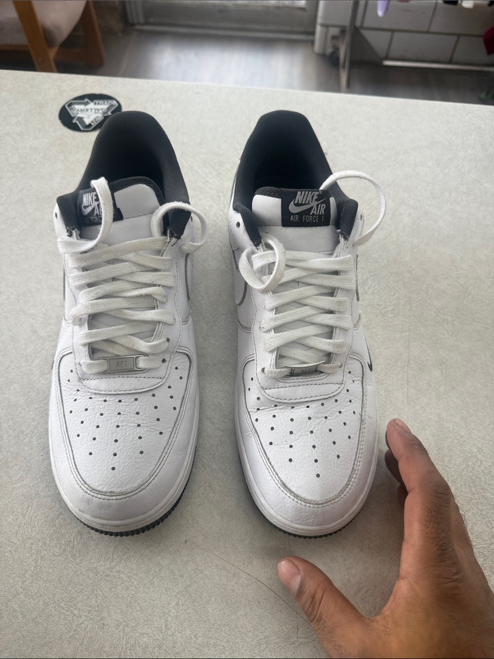 Nike Air Force 1 Low Menโs Sneakers - White/Black Trim